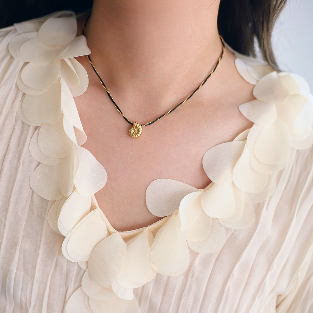 Collier coquillage