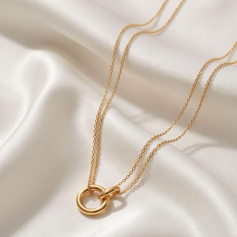Collier anneaux entrelacés