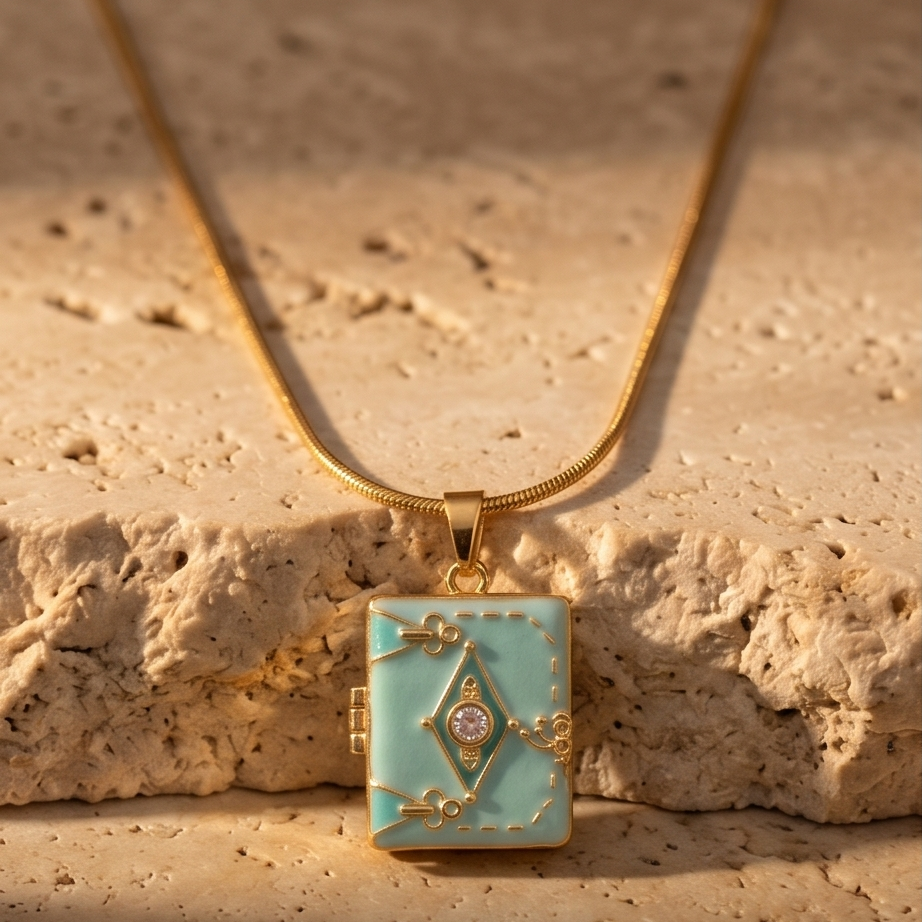 Collier livre ouvrable
