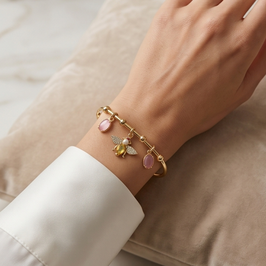 Jonc ouvert avec charms
