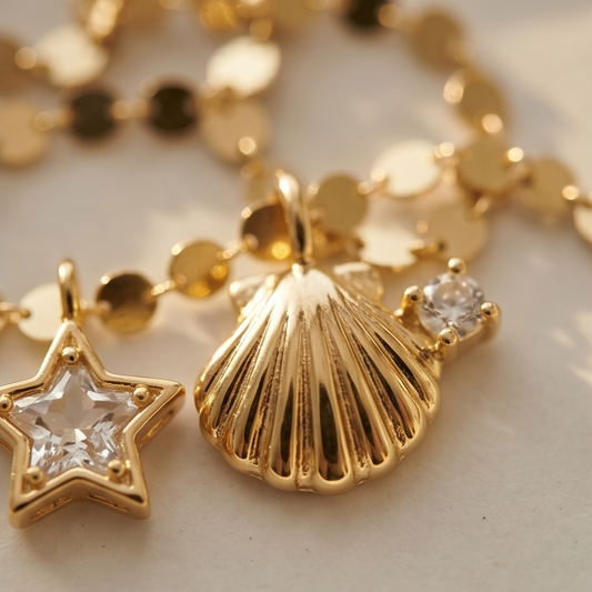Collier brillant à charms